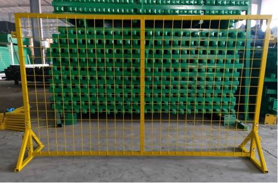 施工圍欄的作用與特種勞動(dòng)防護(hù)用品銷售的重要性